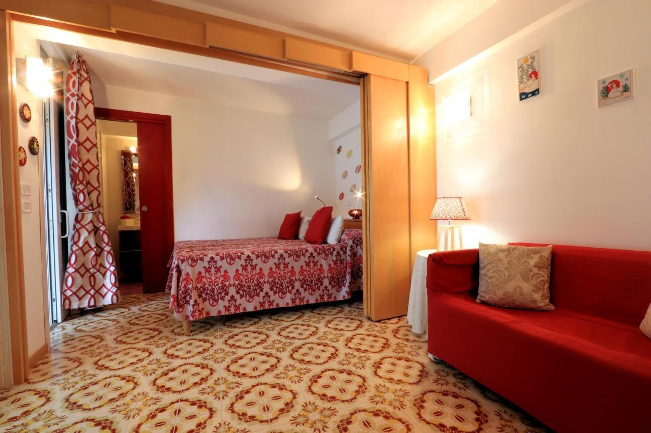 Due Relais - Panoramic Sea View Suites Виетри Экстерьер фото