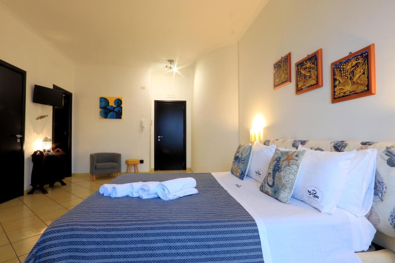 Due Relais - Panoramic Sea View Suites Виетри Экстерьер фото
