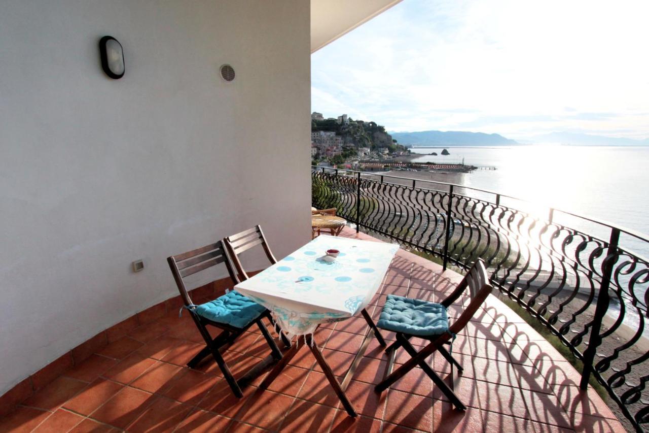 Due Relais - Panoramic Sea View Suites Виетри Экстерьер фото