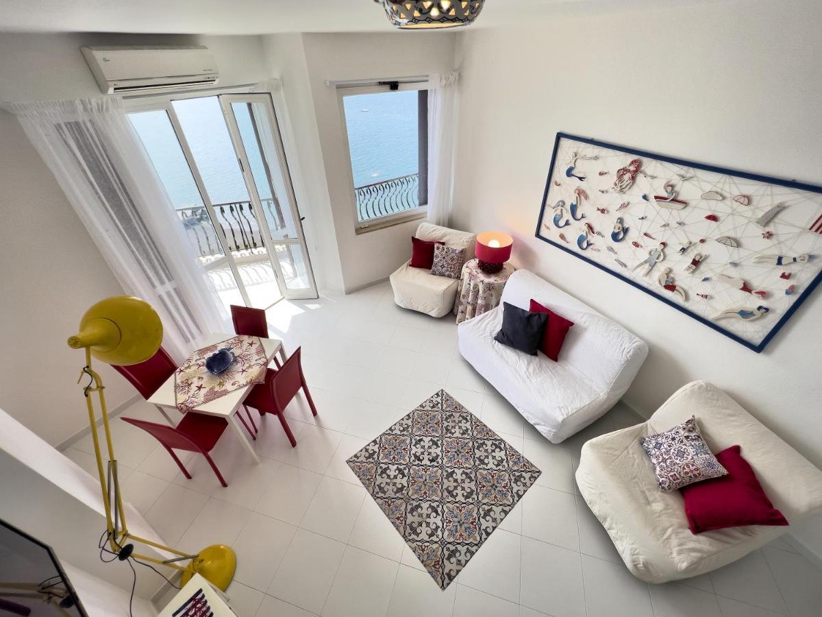 Due Relais - Panoramic Sea View Suites Виетри Экстерьер фото